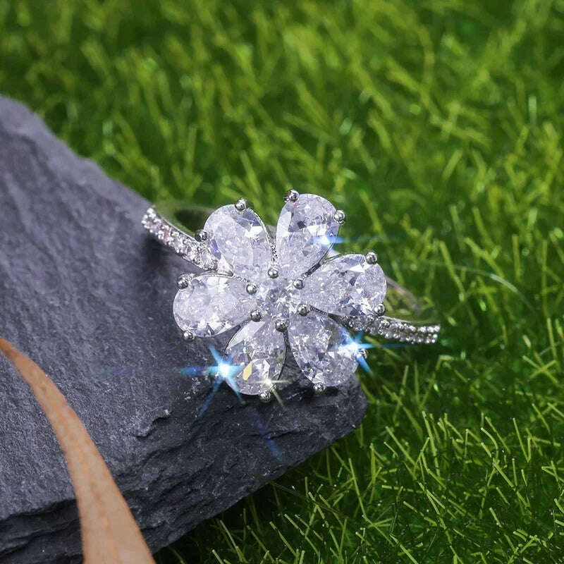 Fashion Square Shape Champagne Big Crystal Designer Hyperbole  Ring for Women Engagement Wedding Stone Rings Whole Sale