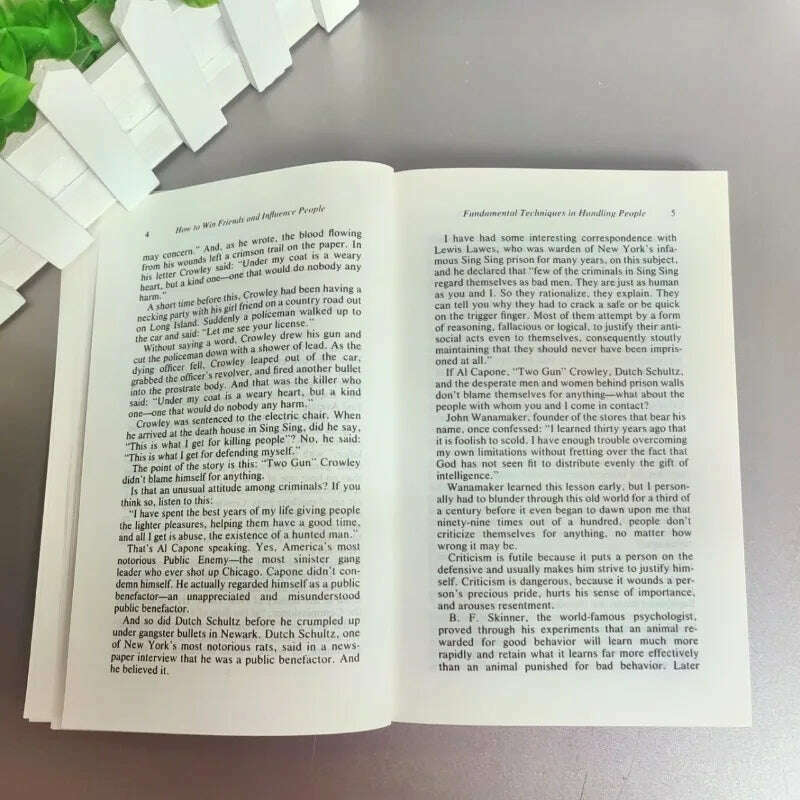 How To Win Friends & Influence People By Dale Carnegie Interpersonal Communication Skills Self-improvement Reading Book