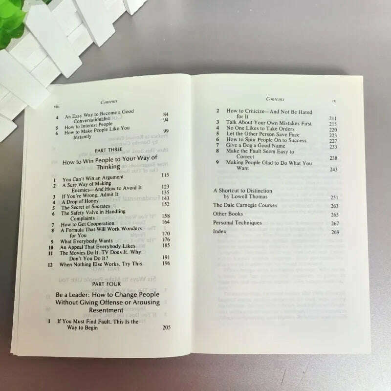 How To Win Friends & Influence People By Dale Carnegie Interpersonal Communication Skills Self-improvement Reading Book