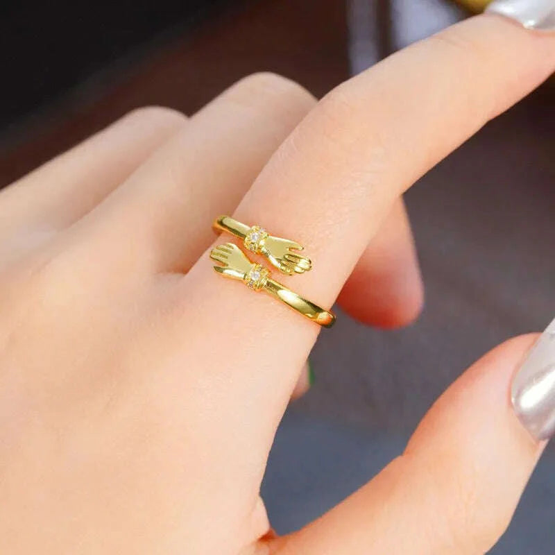 Huitan Love Hug Rings Adjustable Opening Rings for Women Silver Color/Gold Color Fashion Resizable Accessories Creative Jewelry