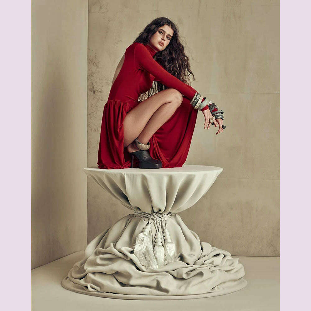 Mozision Backless O-neck Pleated Thigh Slit Long Sleeveless Autumn Winter Red Sexy Maxi Dress For Women High Waist  Slim Dress
