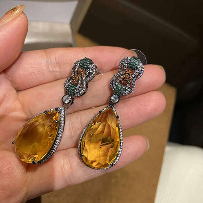 Transparent Crystal Large Water Droplet Pendant Earrings Exquisite Elegant Luxurious Women Jewelry Sparkling Statement Pieces