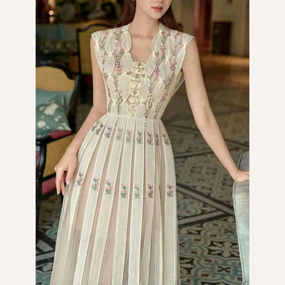 UCXQ High Quality Beautiful V-neck Sleeveless Sweet Floral Embroidery Luxury Women's Dress For Female 2024 Spring Aummer 23A6715